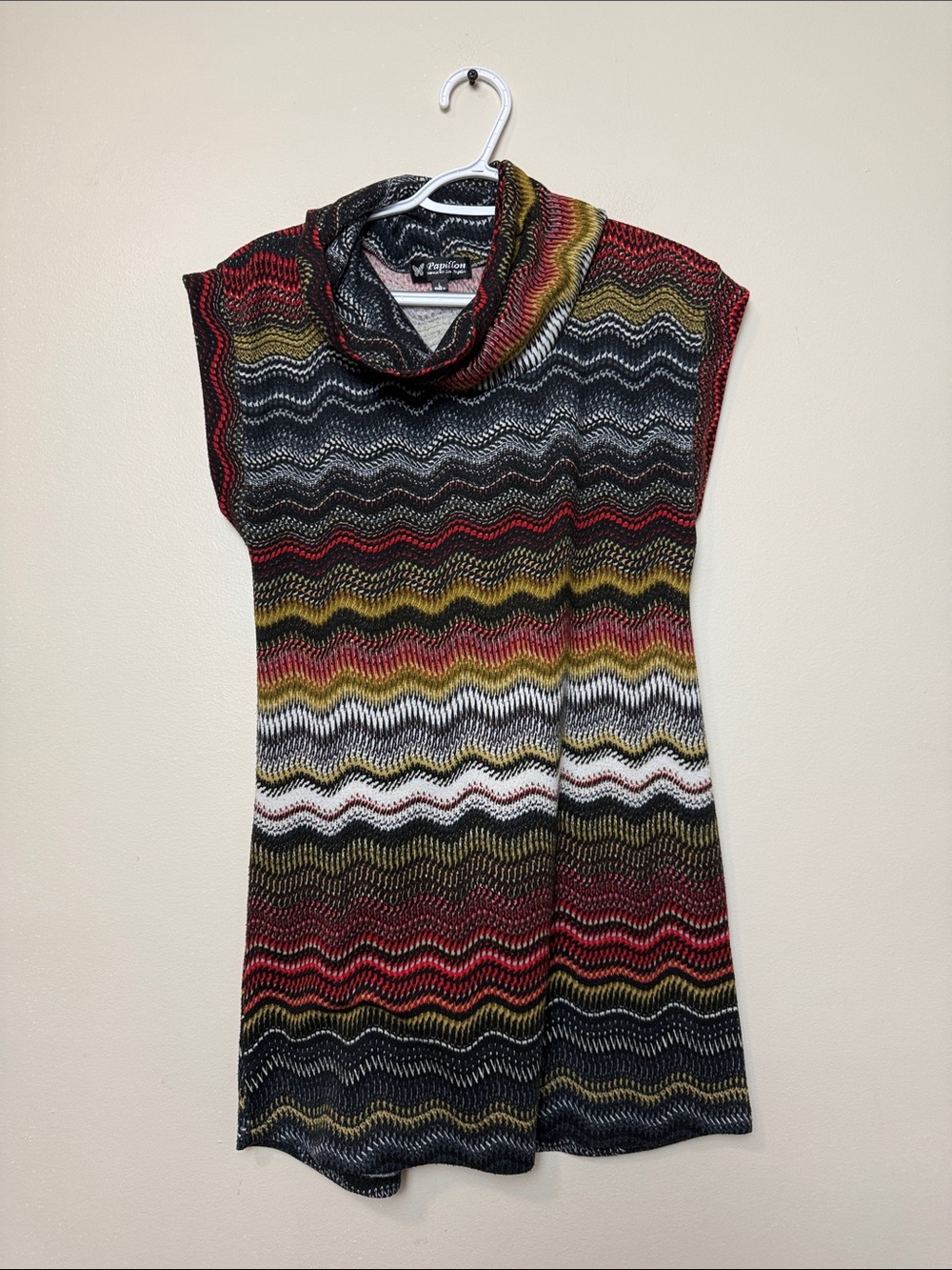 Papillon Blanc Multicolor Wave-Pattern Cowl Neck Sweater